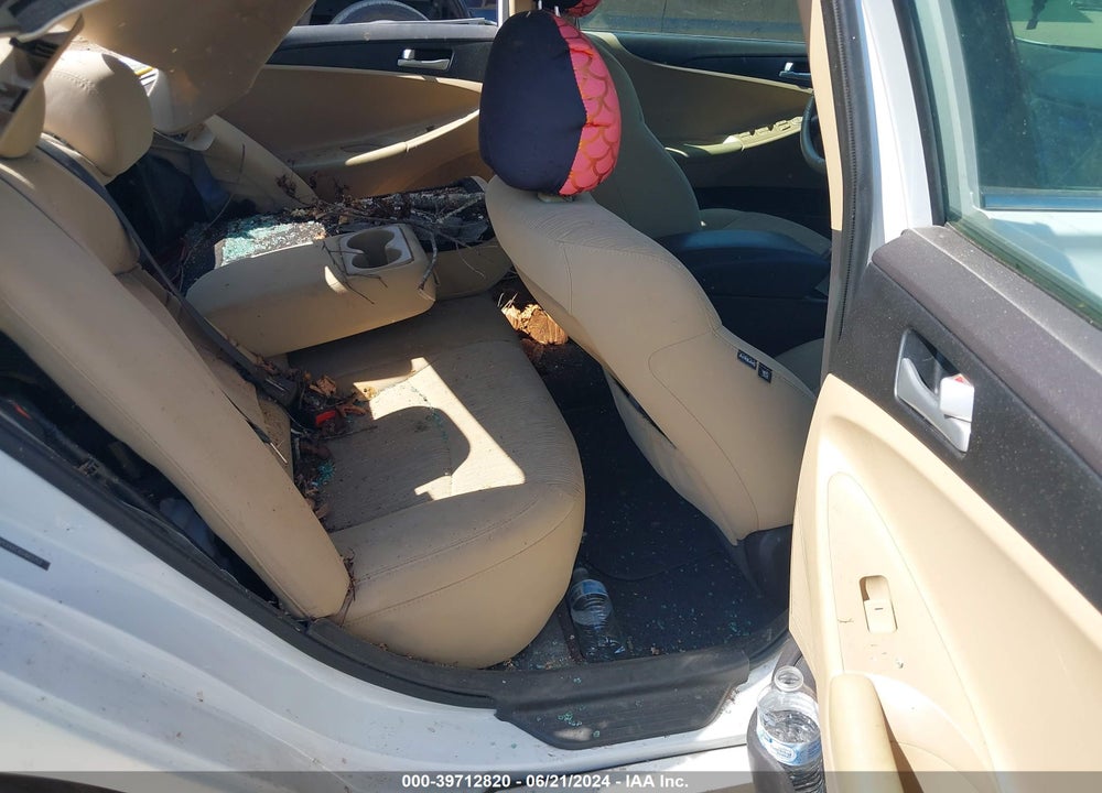 2013 HYUNDAI SONATA GLS VIN: 5NPEB4AC4DH665752