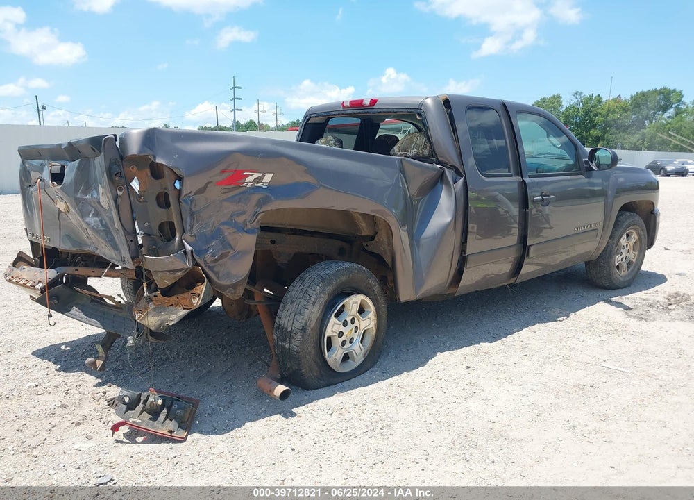 2008 CHEVROLET SILVERADO 1500 LT1 VIN: 2GCEK19C981194823