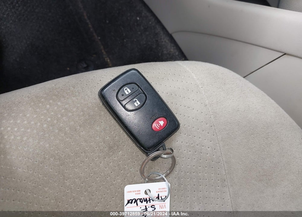 2015 TOYOTA PRIUS TWO VIN: JTDKN3DU7F1879167