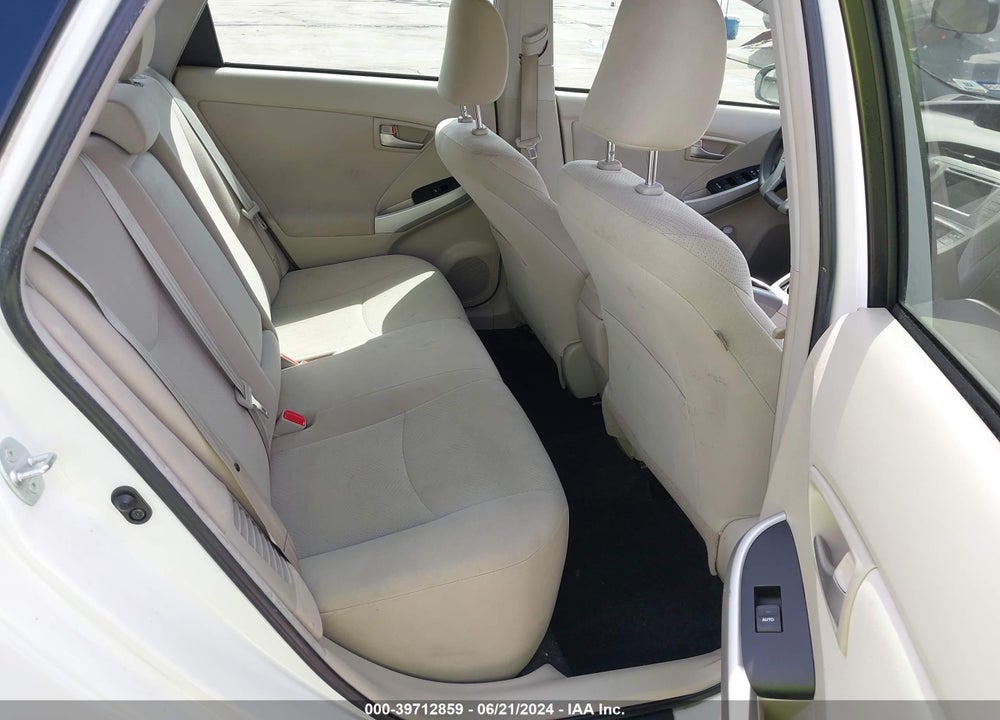 2015 TOYOTA PRIUS TWO VIN: JTDKN3DU7F1879167