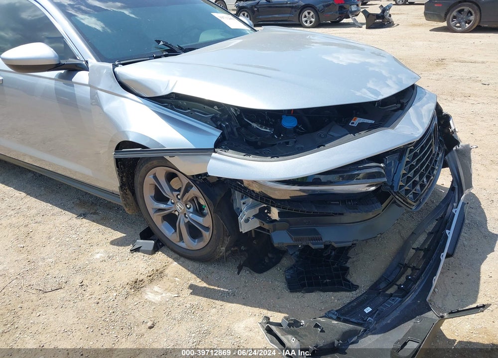2024 HONDA ACCORD EX VIN: 1HGCY1F38RA055396