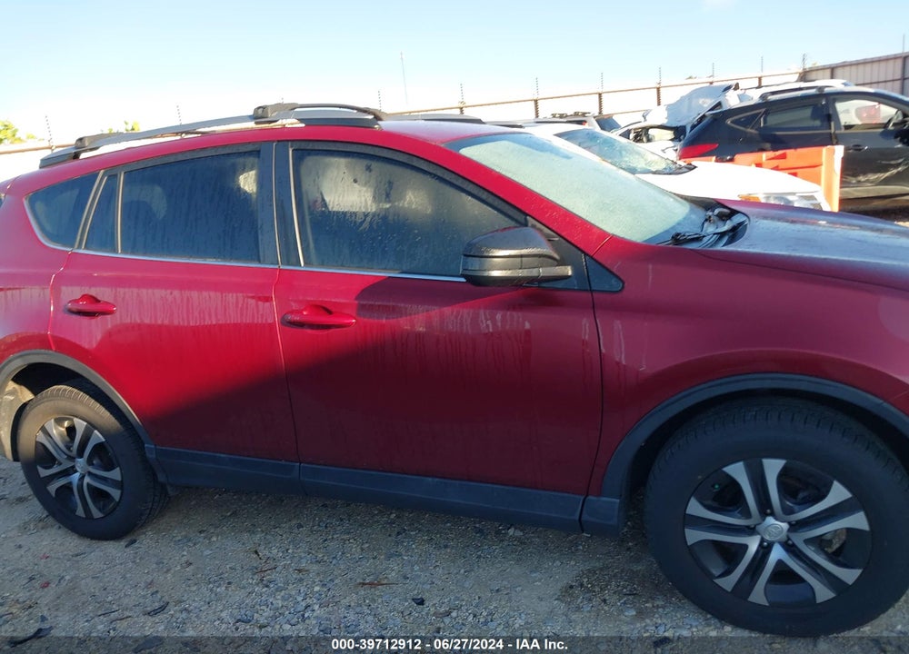2018 TOYOTA RAV4 LE VIN: 2T3BFREV8JW833462