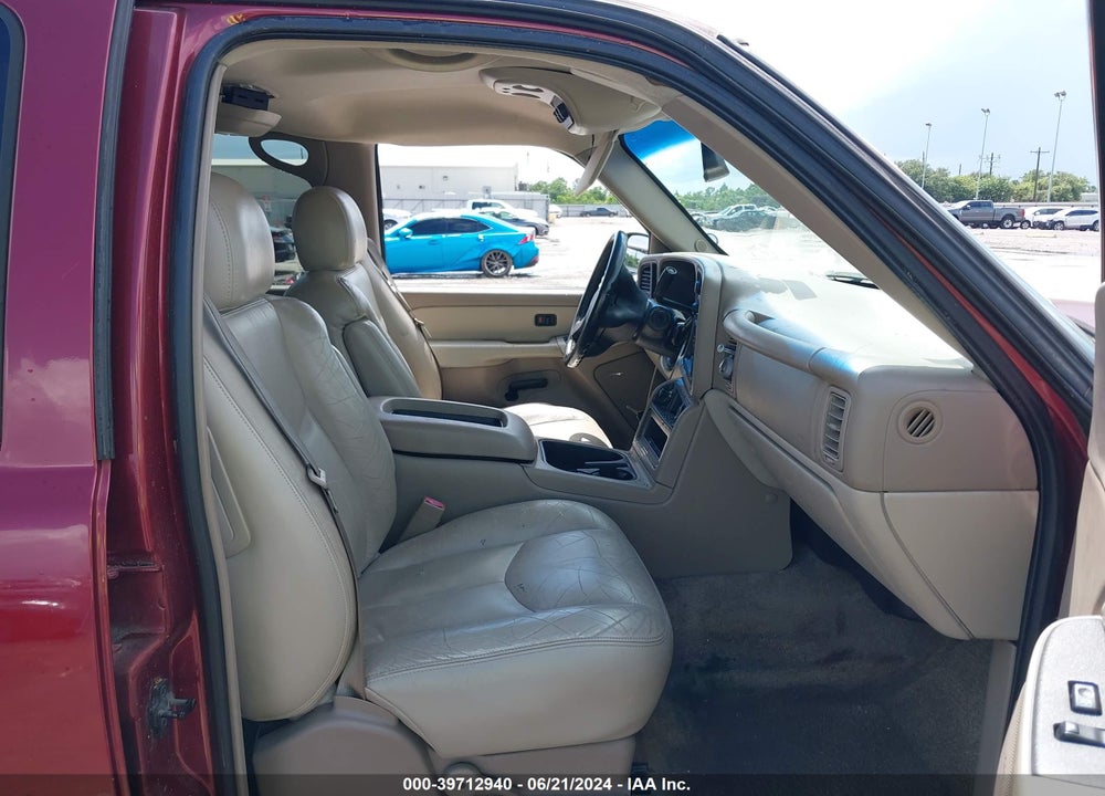 2003 CHEVROLET SUBURBAN 1500 LS VIN: 1GNEC16Z03J331773