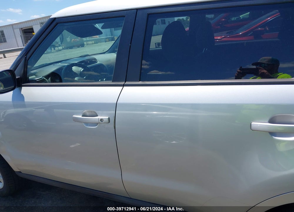2014 KIA SOUL VIN: KNDJP3A59E7727289
