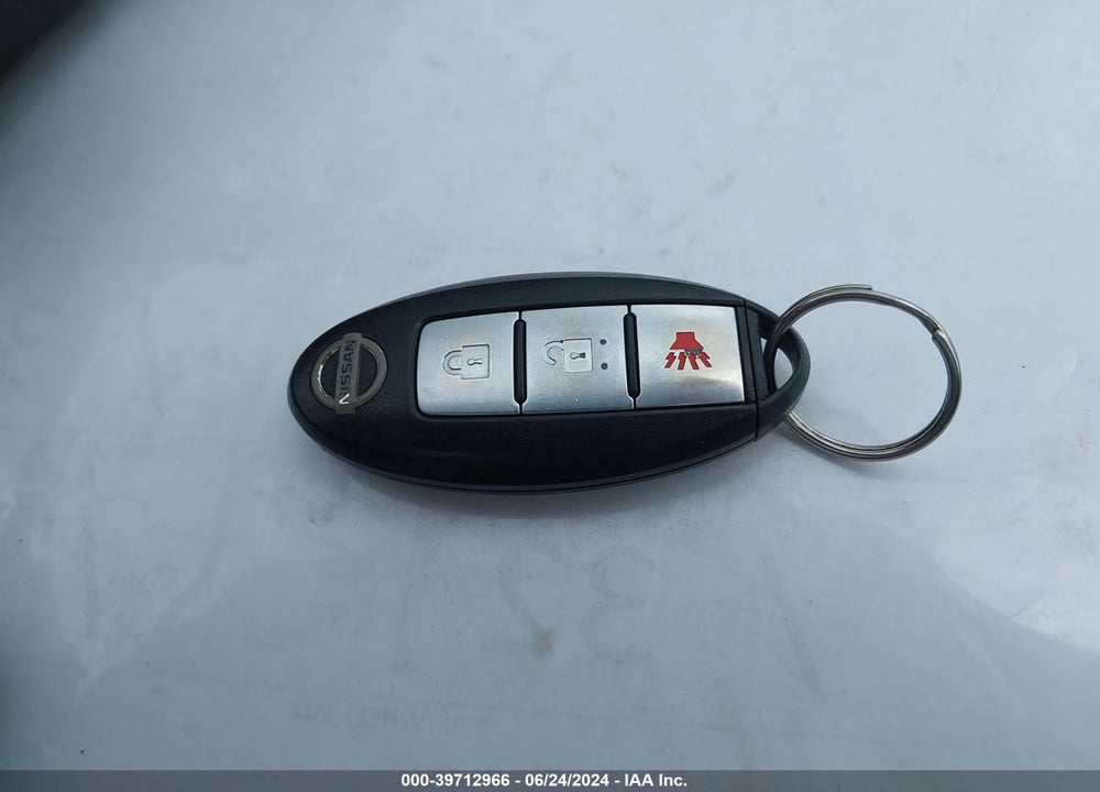 2011 NISSAN JUKE SV VIN: JN8AF5MV7BT009032