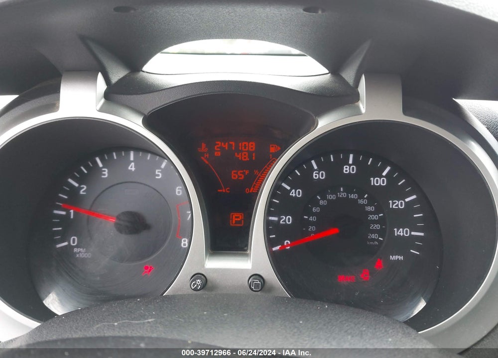 2011 NISSAN JUKE SV VIN: JN8AF5MV7BT009032