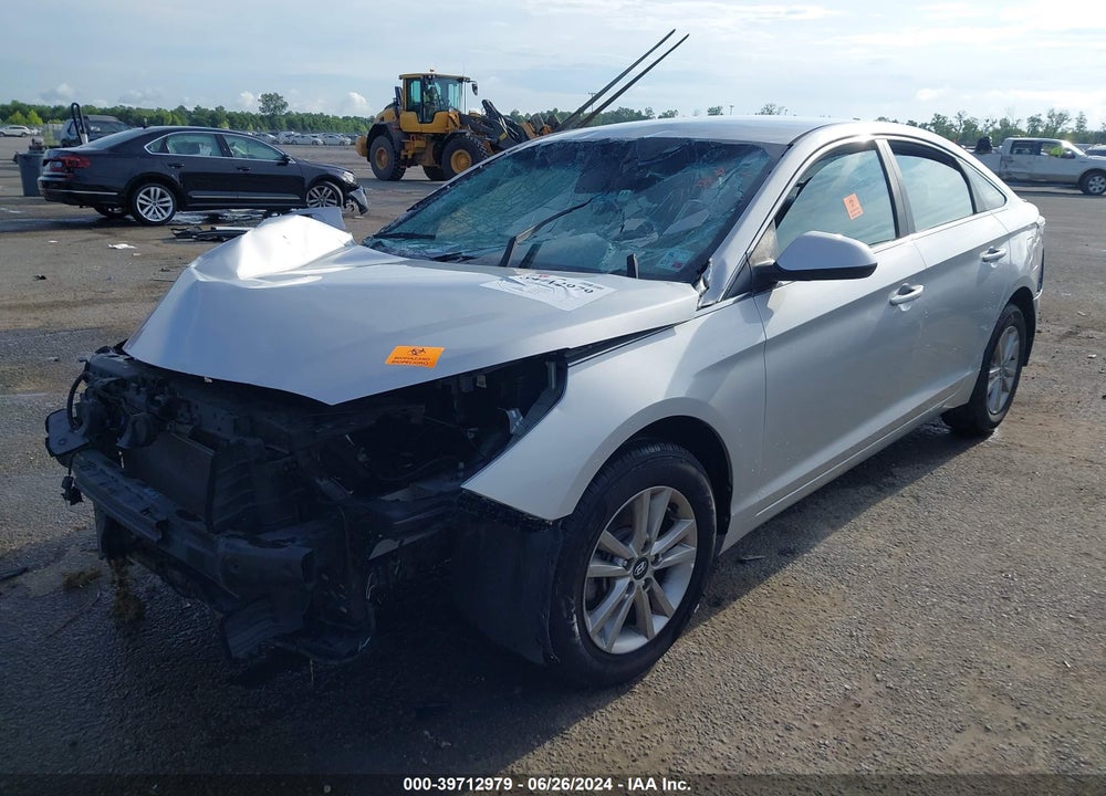 2016 HYUNDAI SONATA SE VIN: 5NPE24AF4GH329369