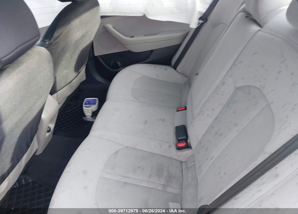 2016 HYUNDAI SONATA SE VIN: 5NPE24AF4GH329369