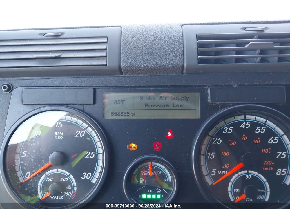 2017 FREIGHTLINER CASCADIA 125 VIN: 1FUJGLDR9HLHX2481