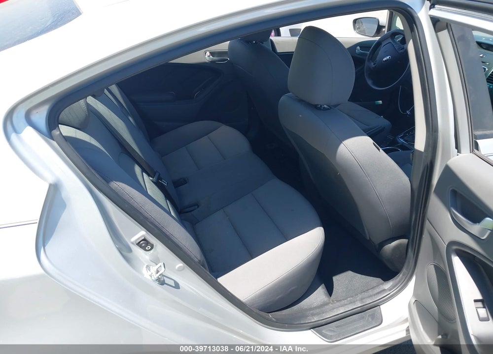 2017 KIA FORTE LX VIN: 3KPFK4A72HE082016