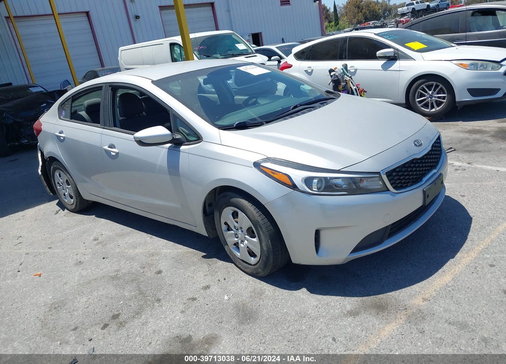 2017 KIA FORTE LX VIN: 3KPFK4A72HE082016