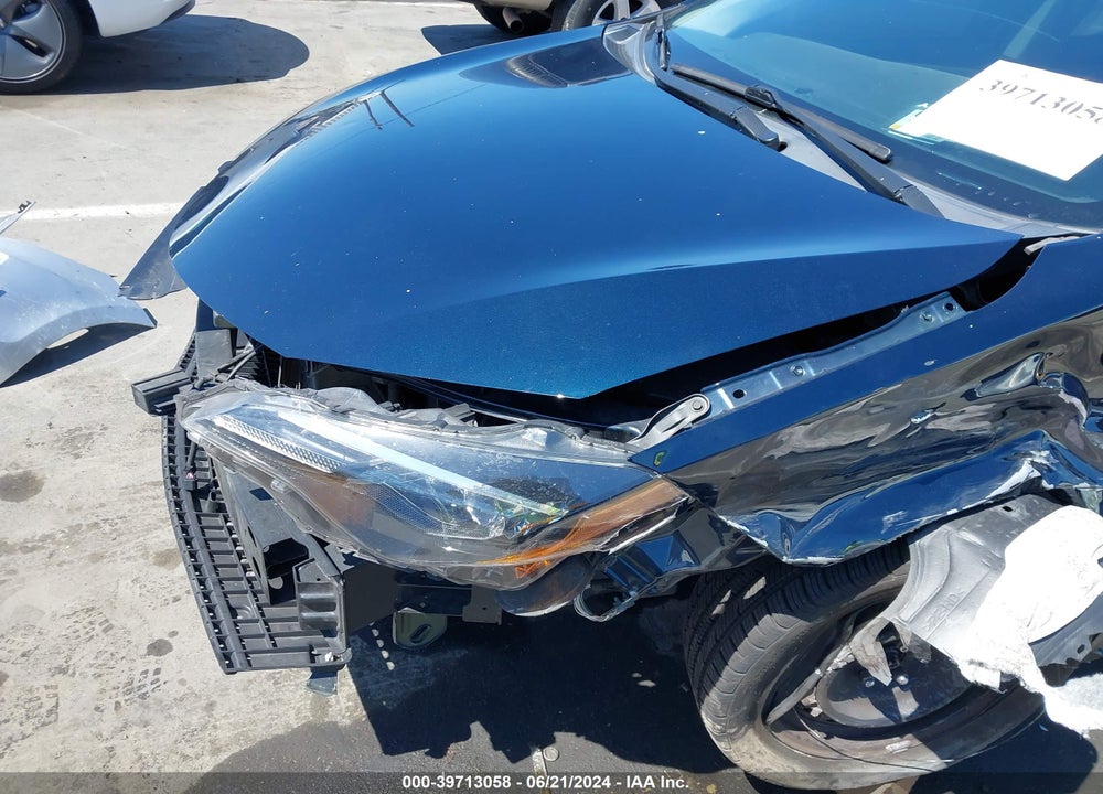 2019 TOYOTA COROLLA LE VIN: 5YFBURHE9KP904293