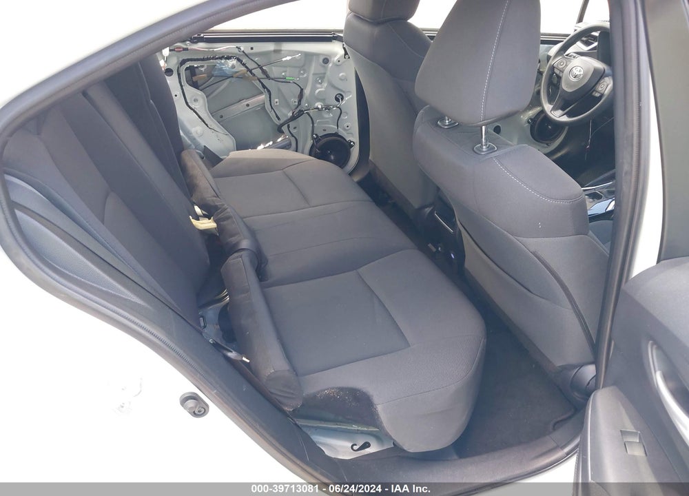 2021 TOYOTA COROLLA LE VIN: JTDEPMAE4MJ124484