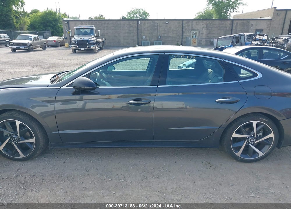 2022 HYUNDAI SONATA SEL PLUS VIN: KMHL44J21NA237666