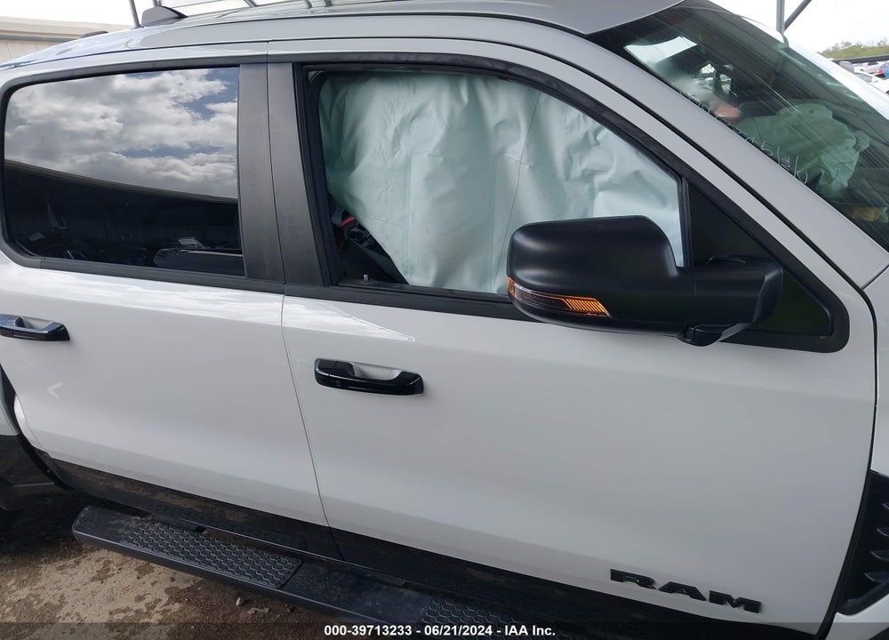 2024 RAM 1500 TRX 4X4 5'7 BOX VIN: 1C6SRFU93RN101504