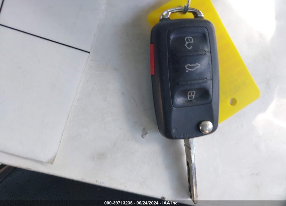 2017 VOLKSWAGEN JETTA 1.4T SE VIN: 3VWDB7AJ0HM220806
