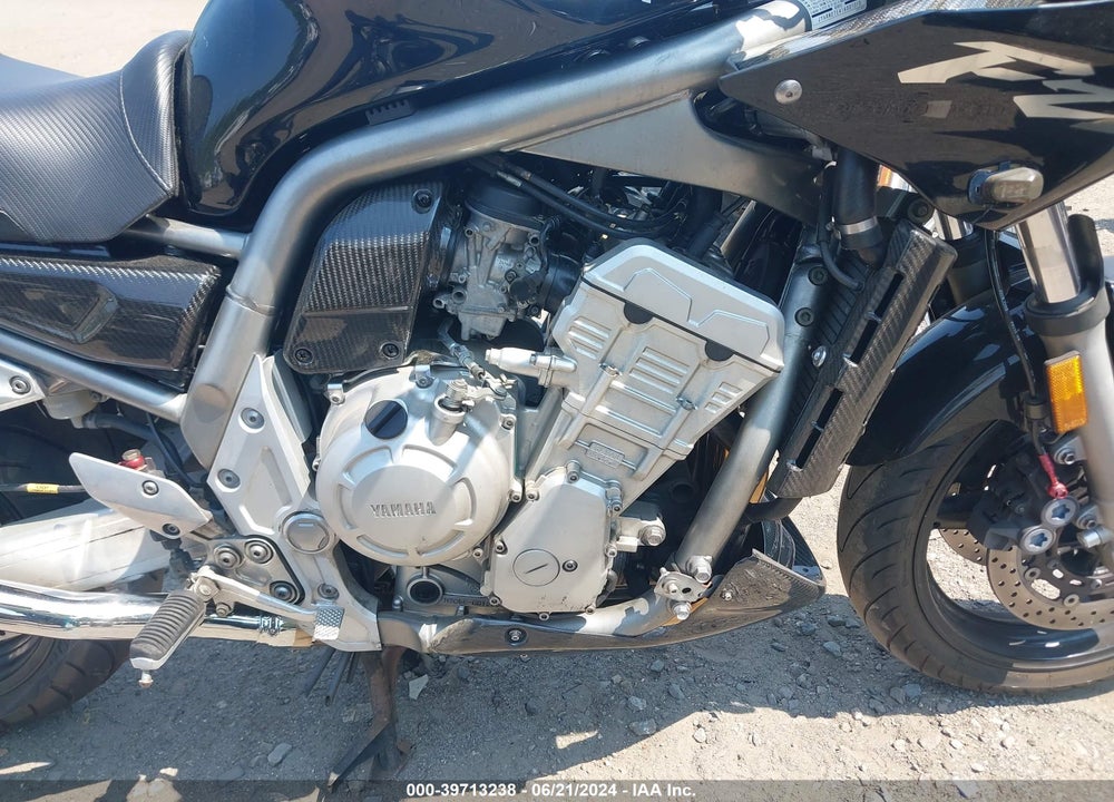 2001 YAMAHA FZS10 VIN: JYARN07E41A001010