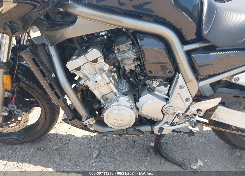 2001 YAMAHA FZS10 VIN: JYARN07E41A001010