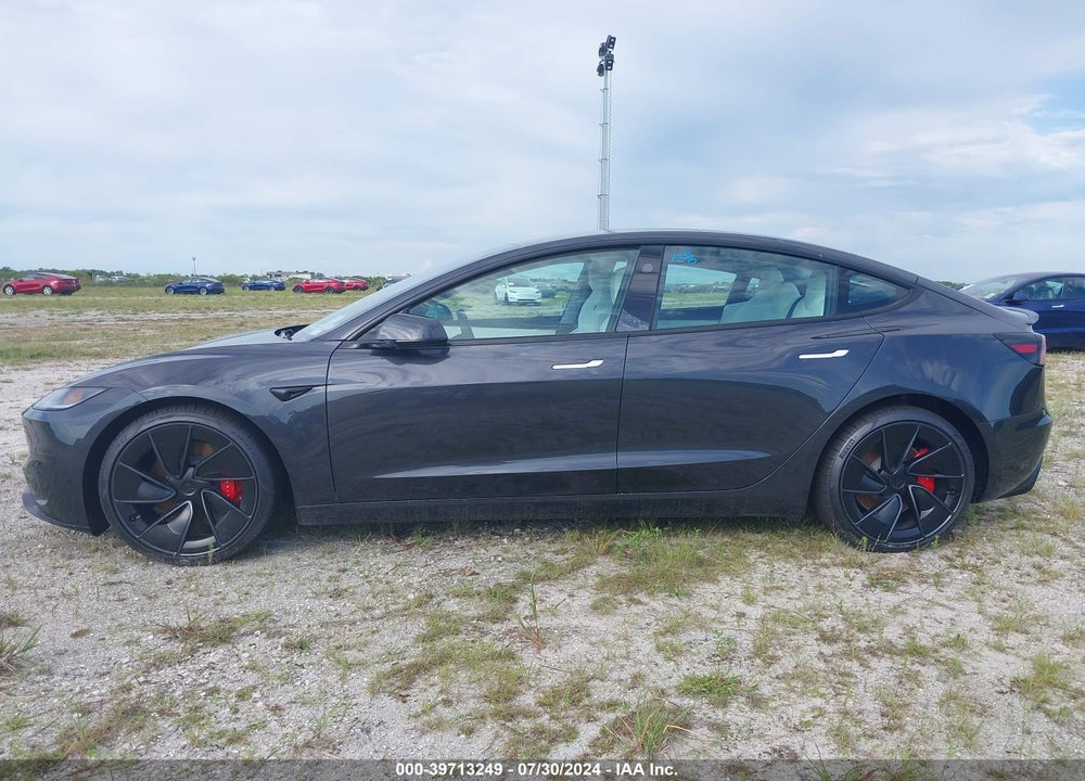 2024 TESLA MODEL 3 VIN: 5YJ3E1ET8RF773384