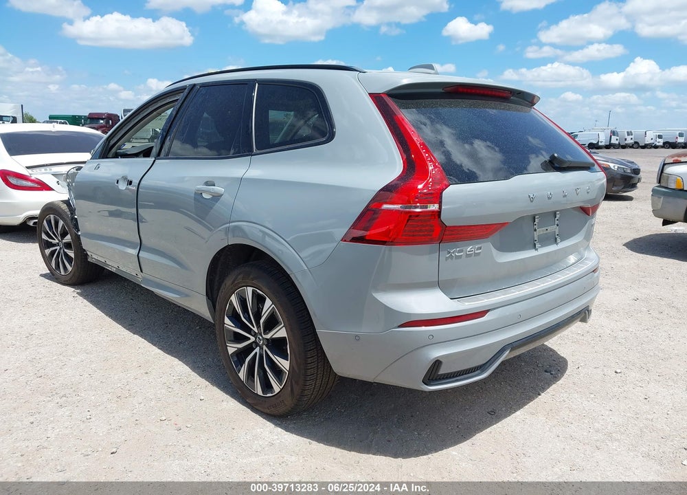 2024 VOLVO XC60 B5 PLUS DARK THEME VIN: YV4L12RL0R1723502