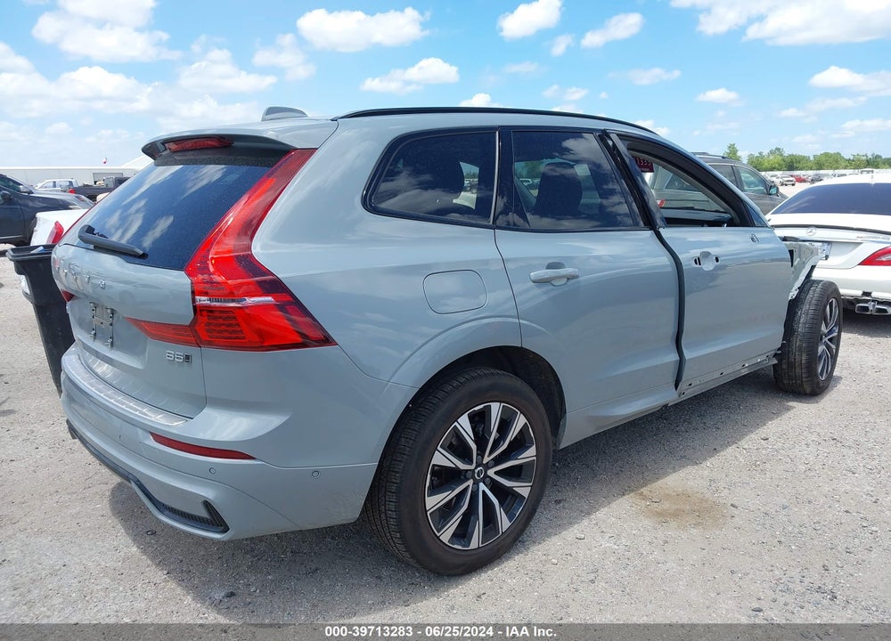 2024 VOLVO XC60 B5 PLUS DARK THEME VIN: YV4L12RL0R1723502