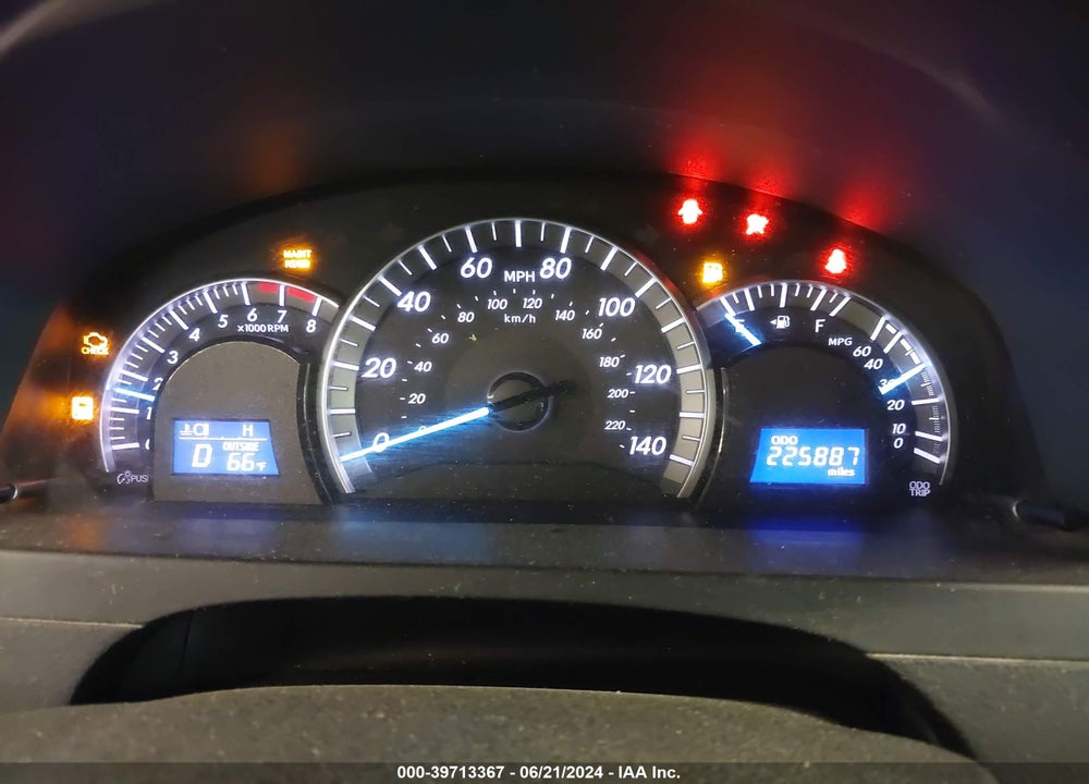 2013 TOYOTA CAMRY SE VIN: 4T1BF1FKXDU703976