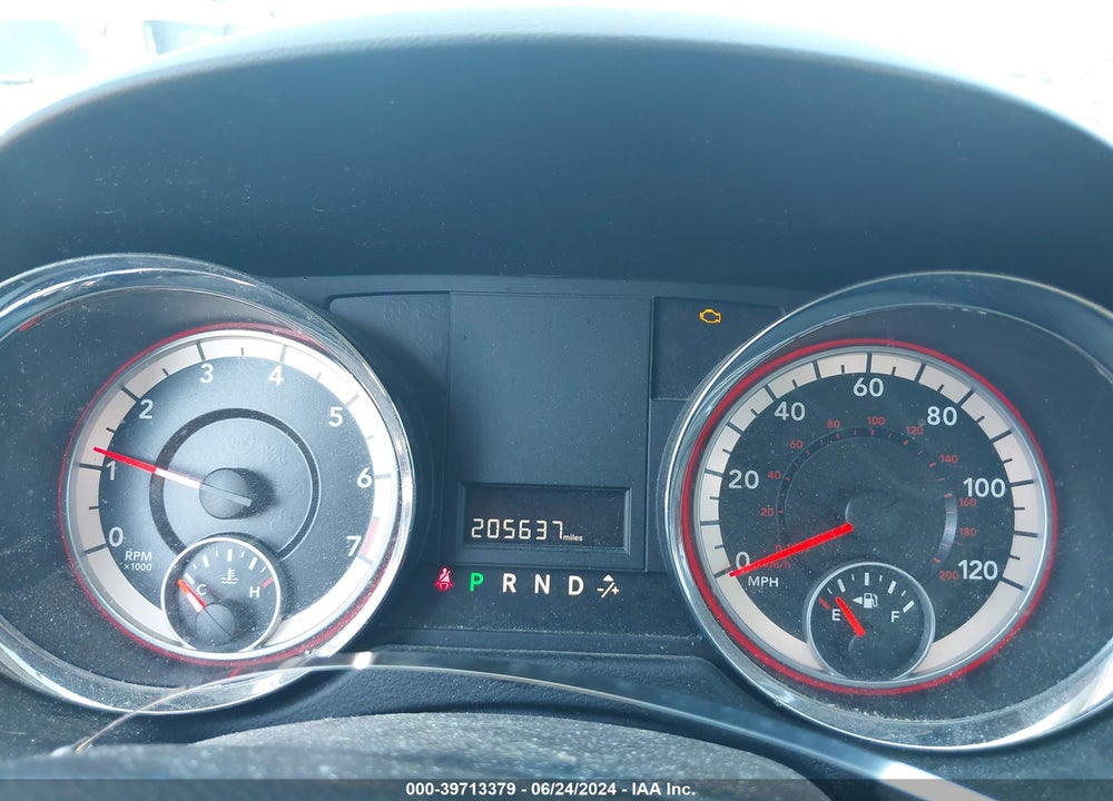 2015 DODGE GRAND CARAVAN VIN: 2C4RDGBG0FR511365