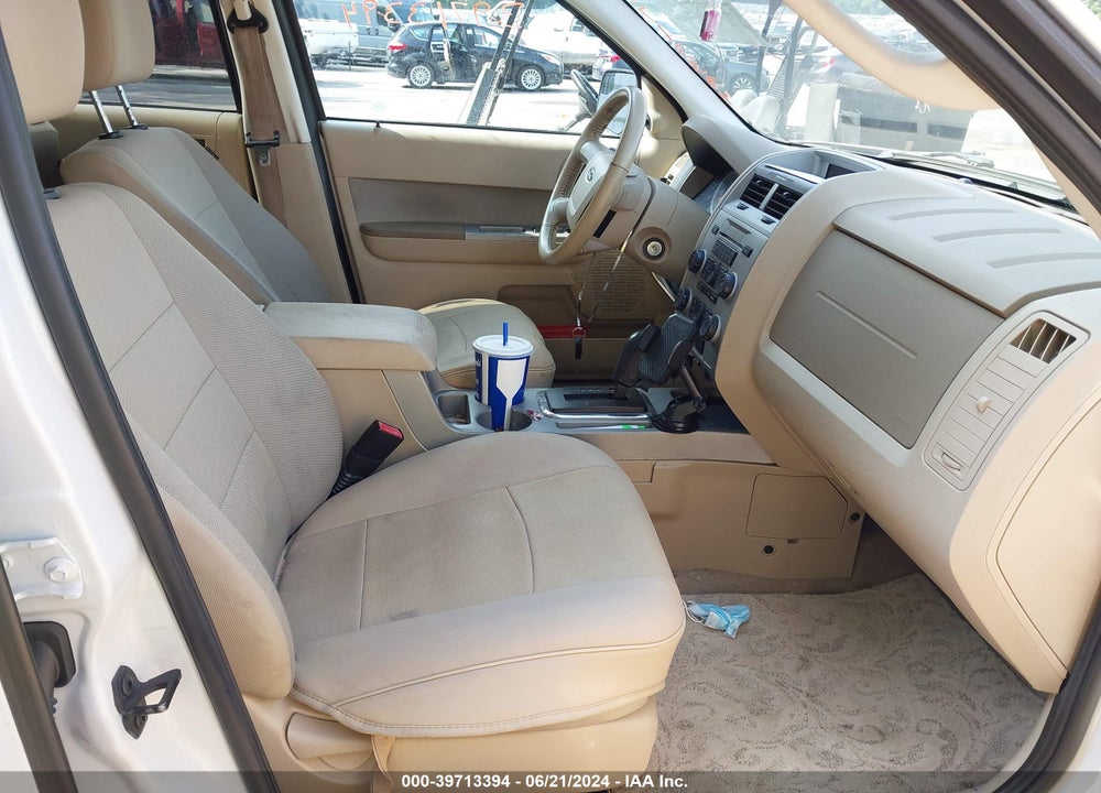 2010 FORD ESCAPE XLT VIN: 1FMCU9DG4AKC06615