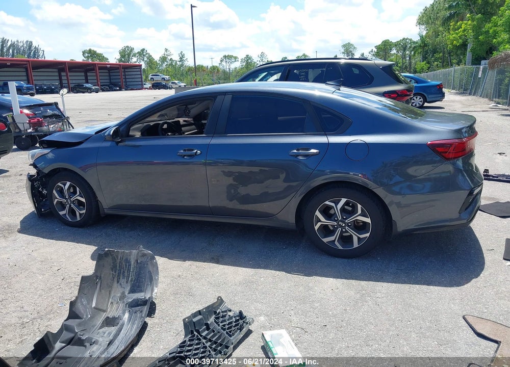 2019 KIA FORTE LXS VIN: 3KPF24AD1KE058464