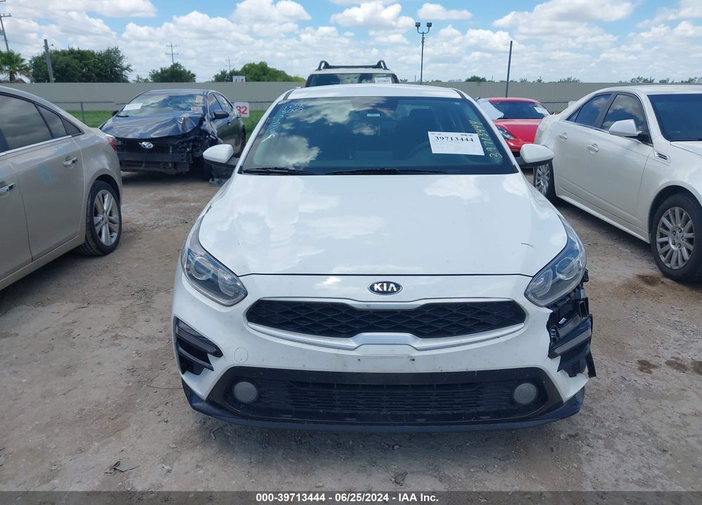 2019 KIA FORTE LXS VIN: 3KPF24AD4KE010800