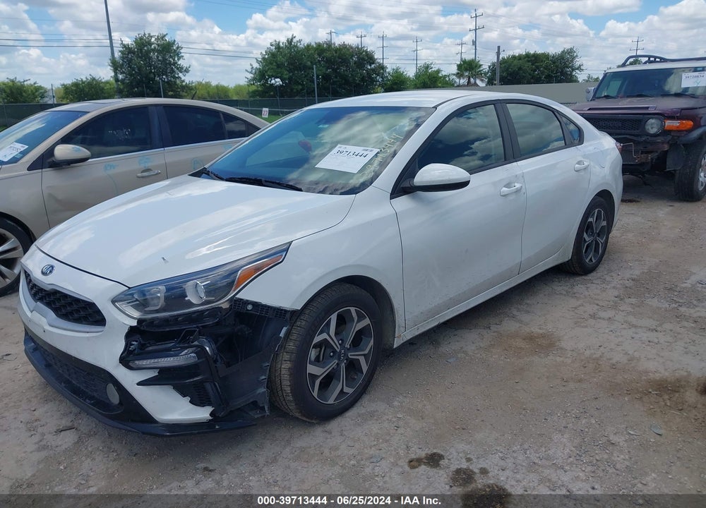 2019 KIA FORTE LXS VIN: 3KPF24AD4KE010800