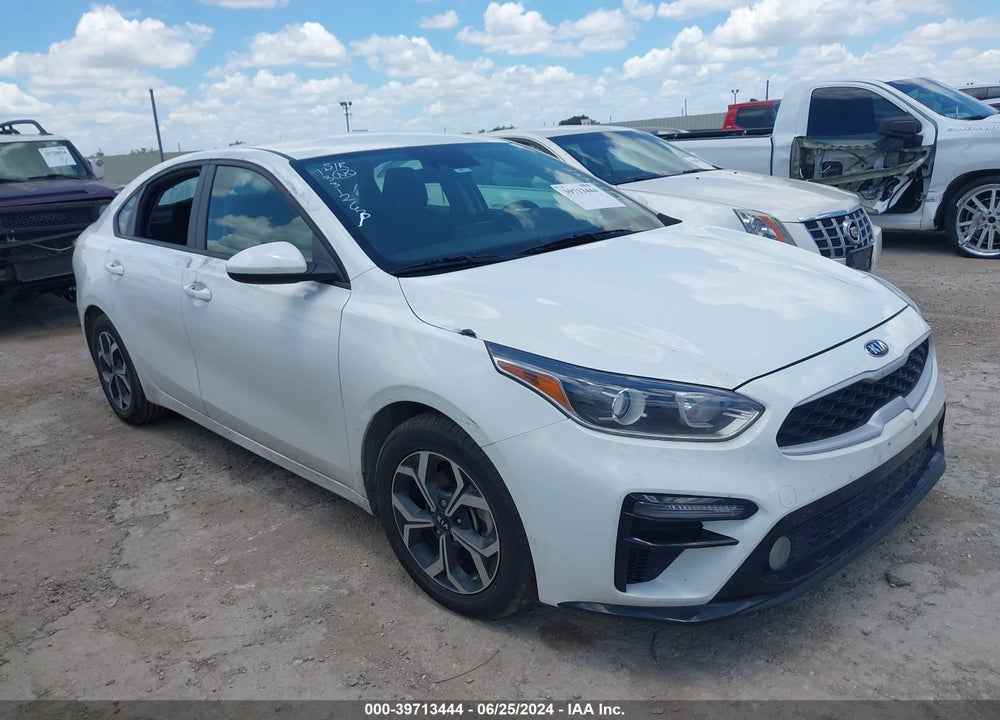 2019 KIA FORTE LXS VIN: 3KPF24AD4KE010800