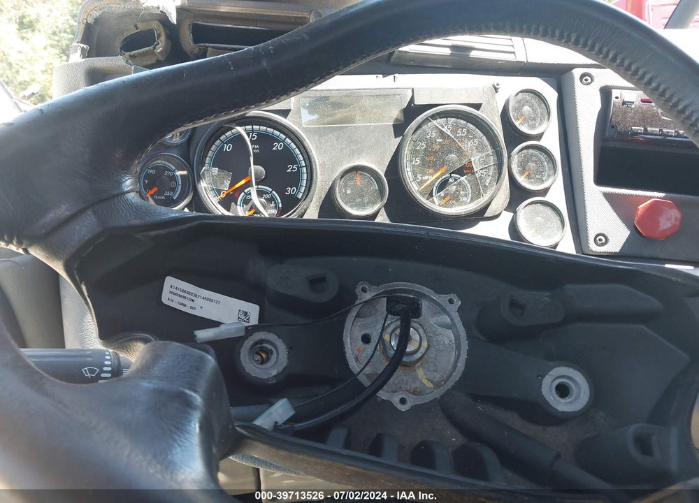 2018 FREIGHTLINER CASCADIA 125 VIN: 3AKJGLDV7JSHR7113