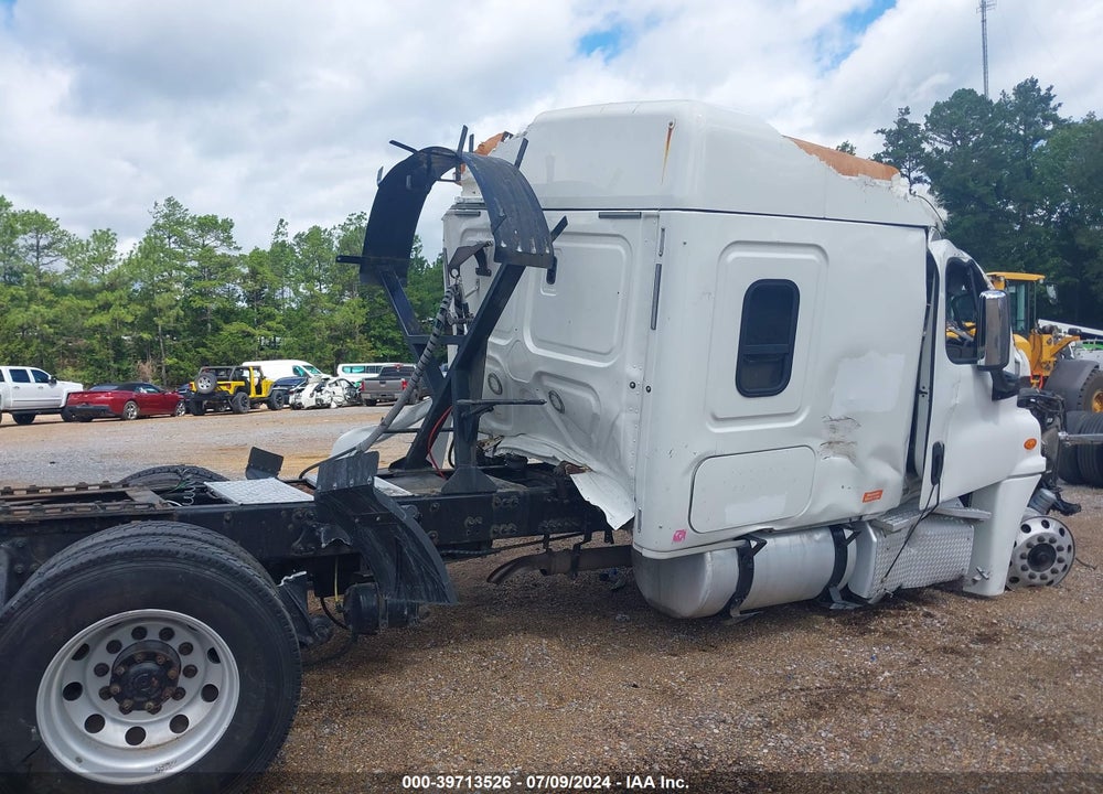 2018 FREIGHTLINER CASCADIA 125 VIN: 3AKJGLDV7JSHR7113