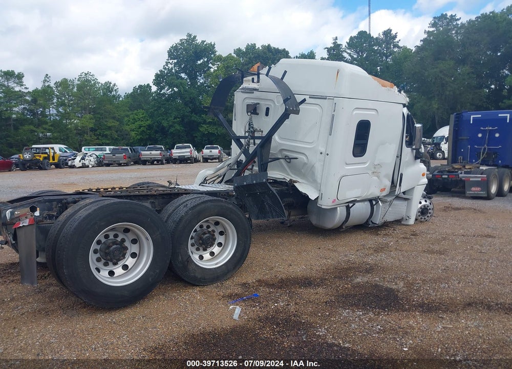 2018 FREIGHTLINER CASCADIA 125 VIN: 3AKJGLDV7JSHR7113