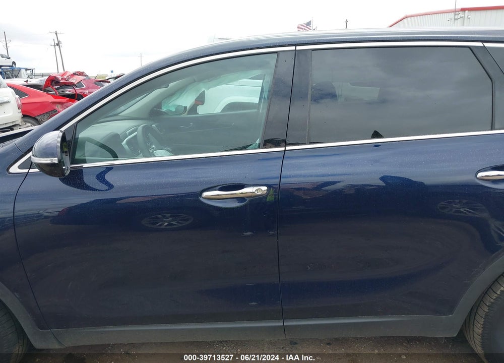 2020 KIA SORENTO 3.3L LX VIN: 5XYPG4A54LG631442