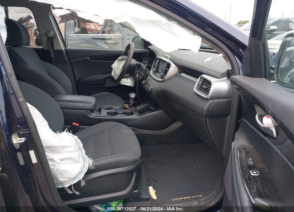 2020 KIA SORENTO 3.3L LX VIN: 5XYPG4A54LG631442
