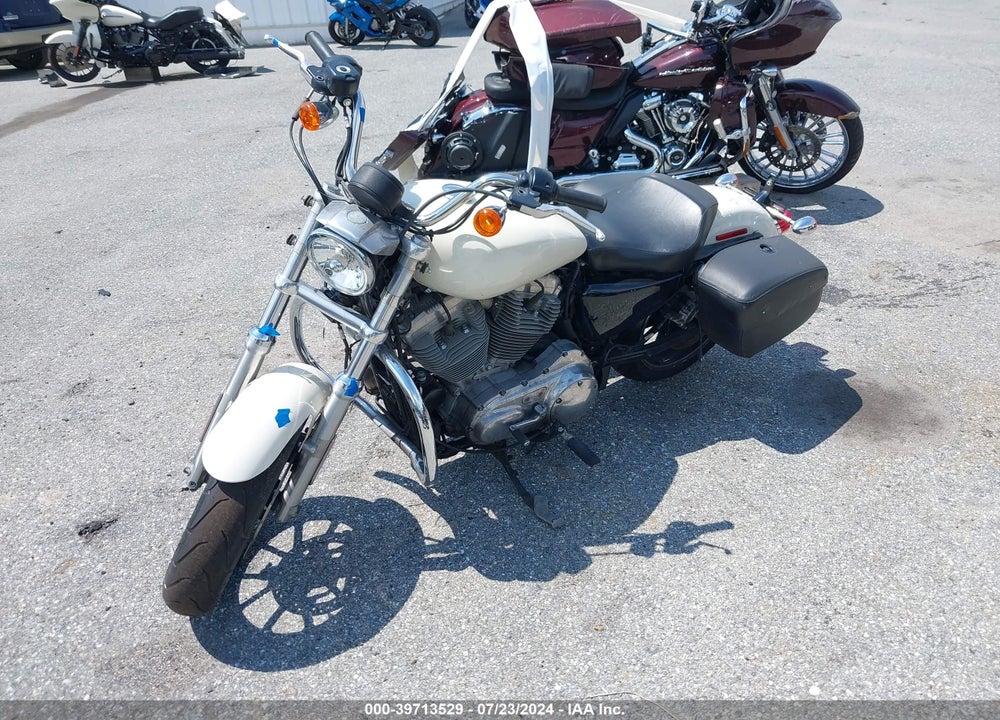 2019 HARLEY-DAVIDSON XL883 L VIN: 1HD4CR218KC402660