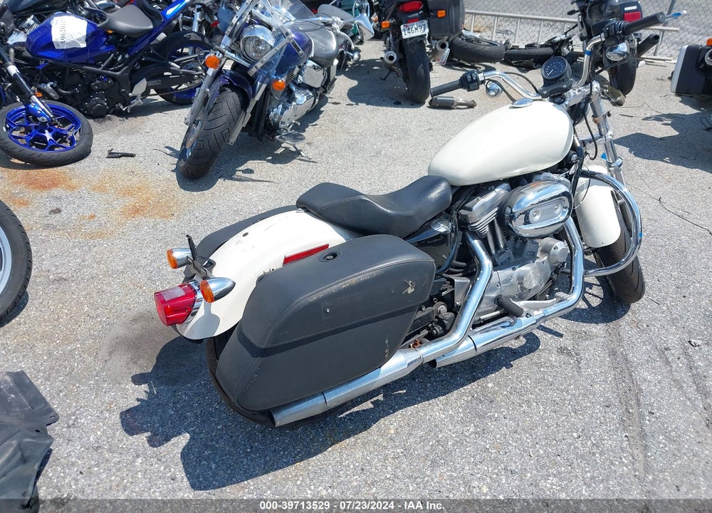 2019 HARLEY-DAVIDSON XL883 L VIN: 1HD4CR218KC402660
