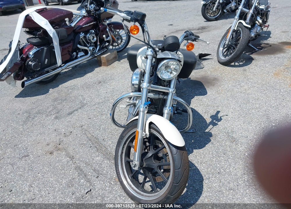 2019 HARLEY-DAVIDSON XL883 L VIN: 1HD4CR218KC402660