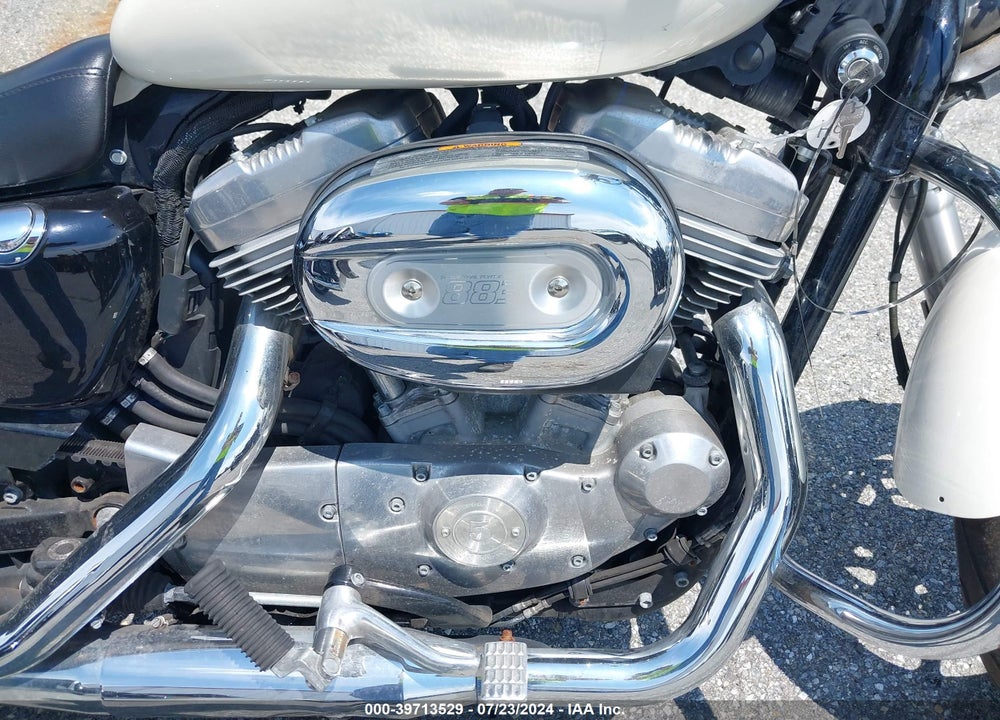 2019 HARLEY-DAVIDSON XL883 L VIN: 1HD4CR218KC402660