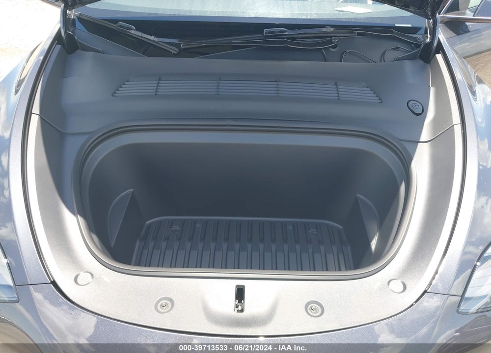 2024 TESLA MODEL Y LONG RANGE DUAL MOTOR ALL-WHEEL DRIVE VIN: 7SAYGDEEXRA272290