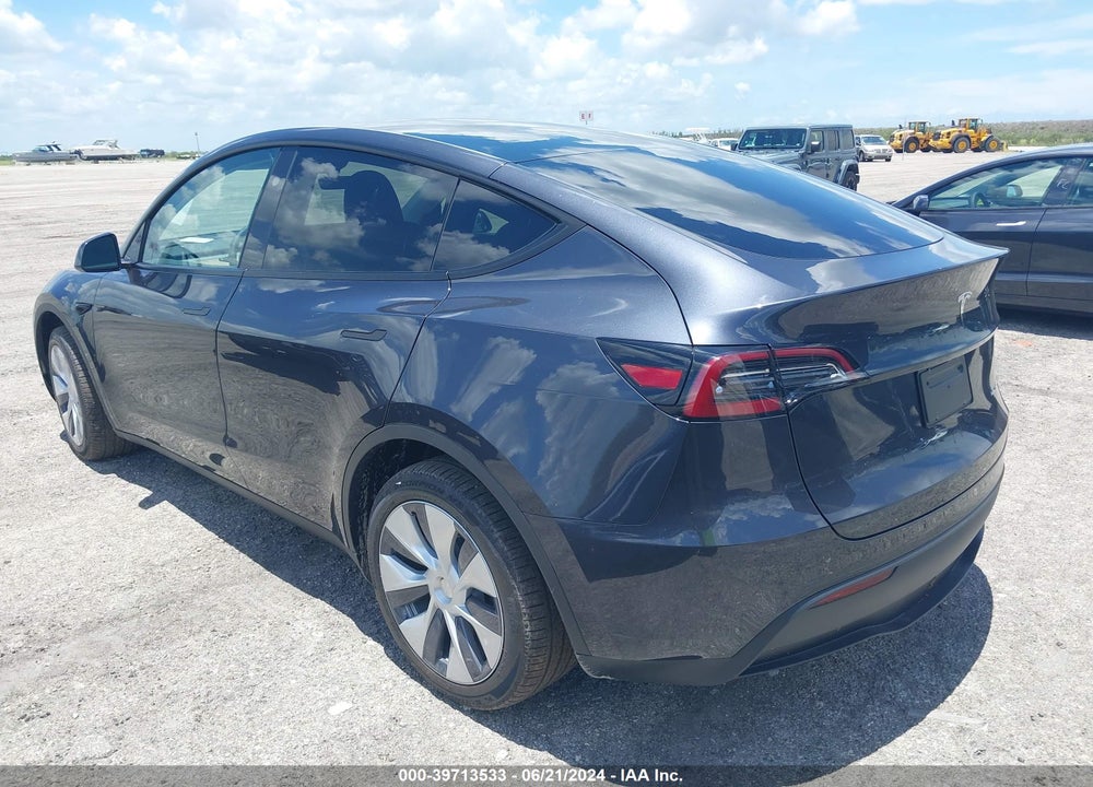 2024 TESLA MODEL Y LONG RANGE DUAL MOTOR ALL-WHEEL DRIVE VIN: 7SAYGDEEXRA272290