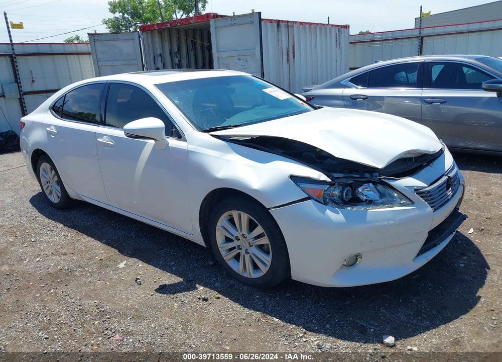 2015 LEXUS ES 350 VIN: JTHBK1GG8F2208831