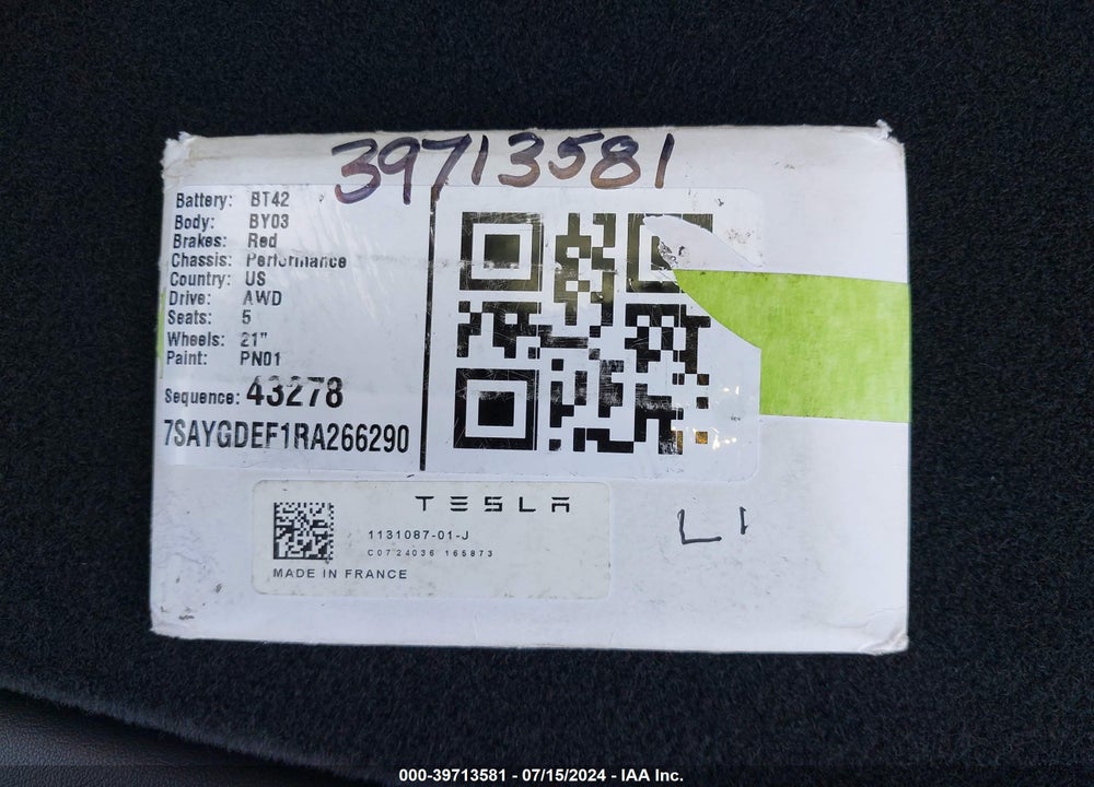 2024 TESLA MODEL Y PERFORMANCE DUAL MOTOR ALL-WHEEL DRIVE VIN: 7SAYGDEF1RA266290