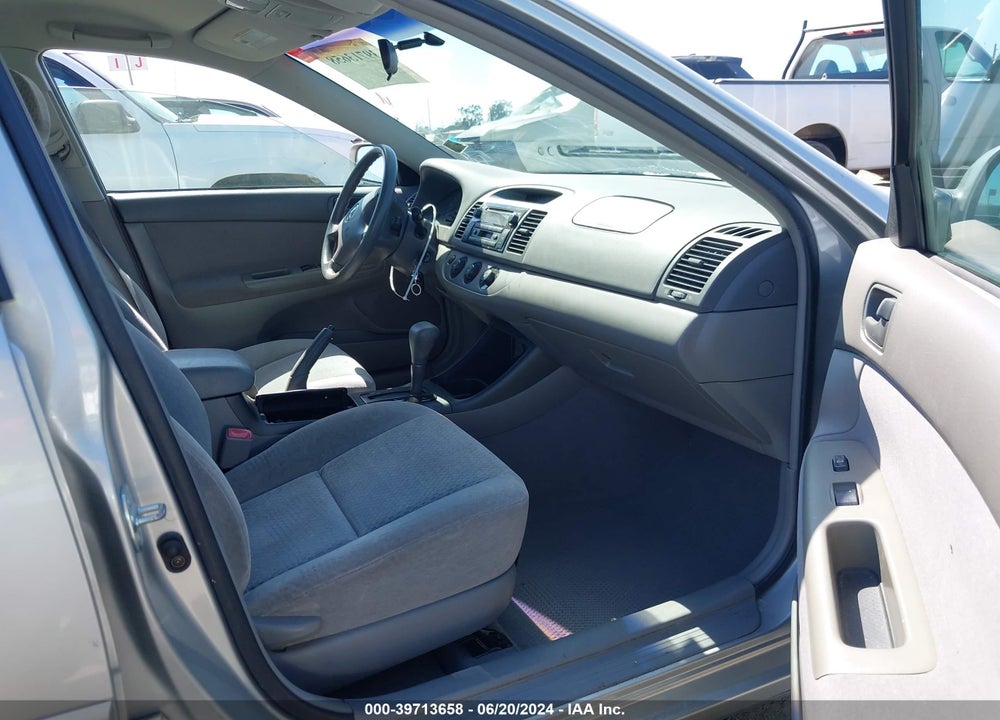 2004 TOYOTA CAMRY LE VIN: 4T1BE32K04U854040