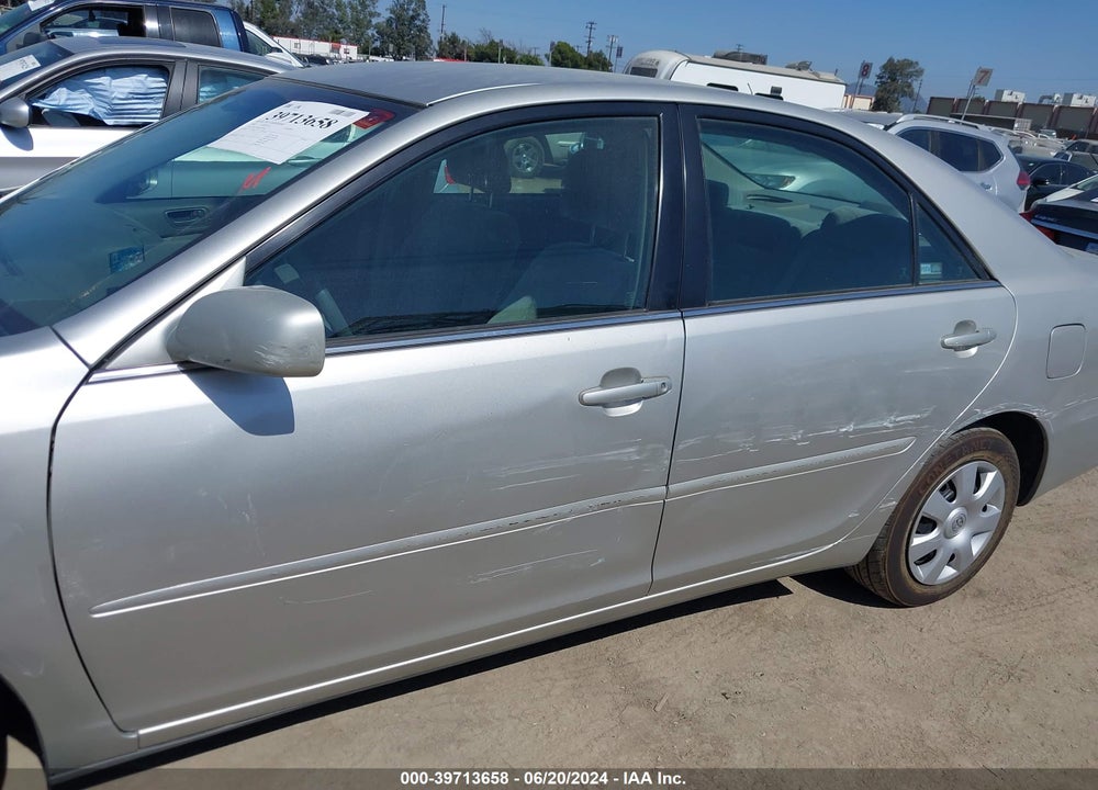 2004 TOYOTA CAMRY LE VIN: 4T1BE32K04U854040