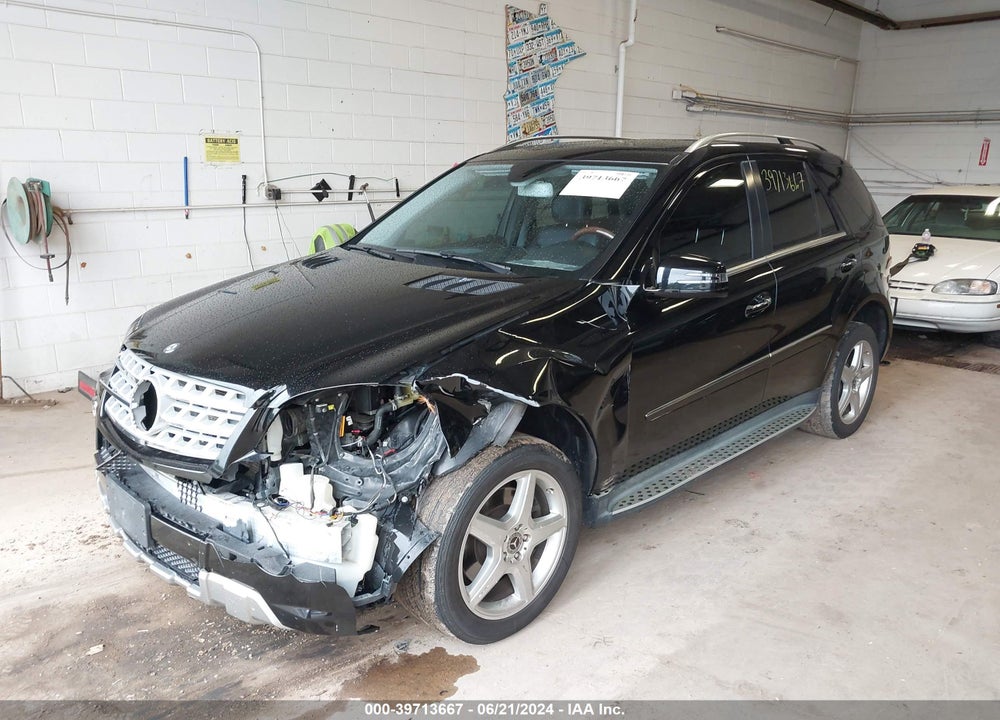 2011 MERCEDES-BENZ ML 550 4MATIC VIN: 4JGBB7CB5BA713543