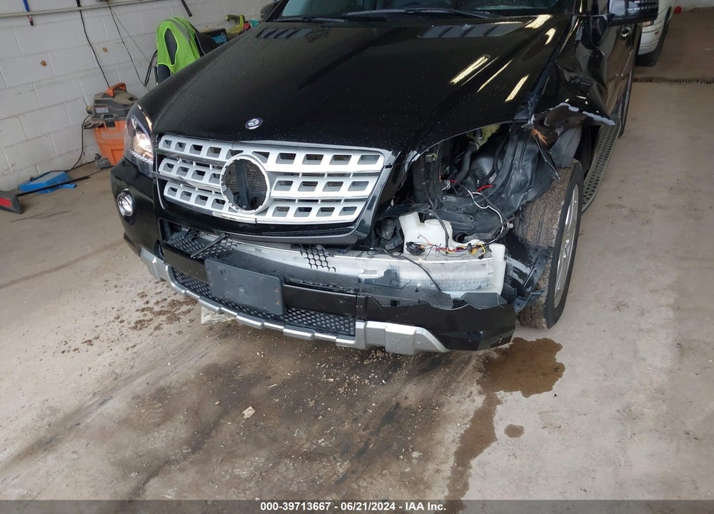 2011 MERCEDES-BENZ ML 550 4MATIC VIN: 4JGBB7CB5BA713543