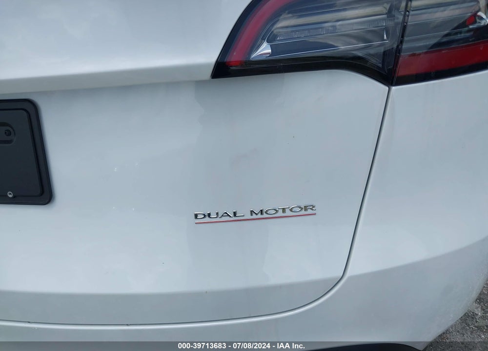 2024 TESLA MODEL Y PERFORMANCE DUAL MOTOR ALL-WHEEL DRIVE VIN: 7SAYGDEF6RA280721